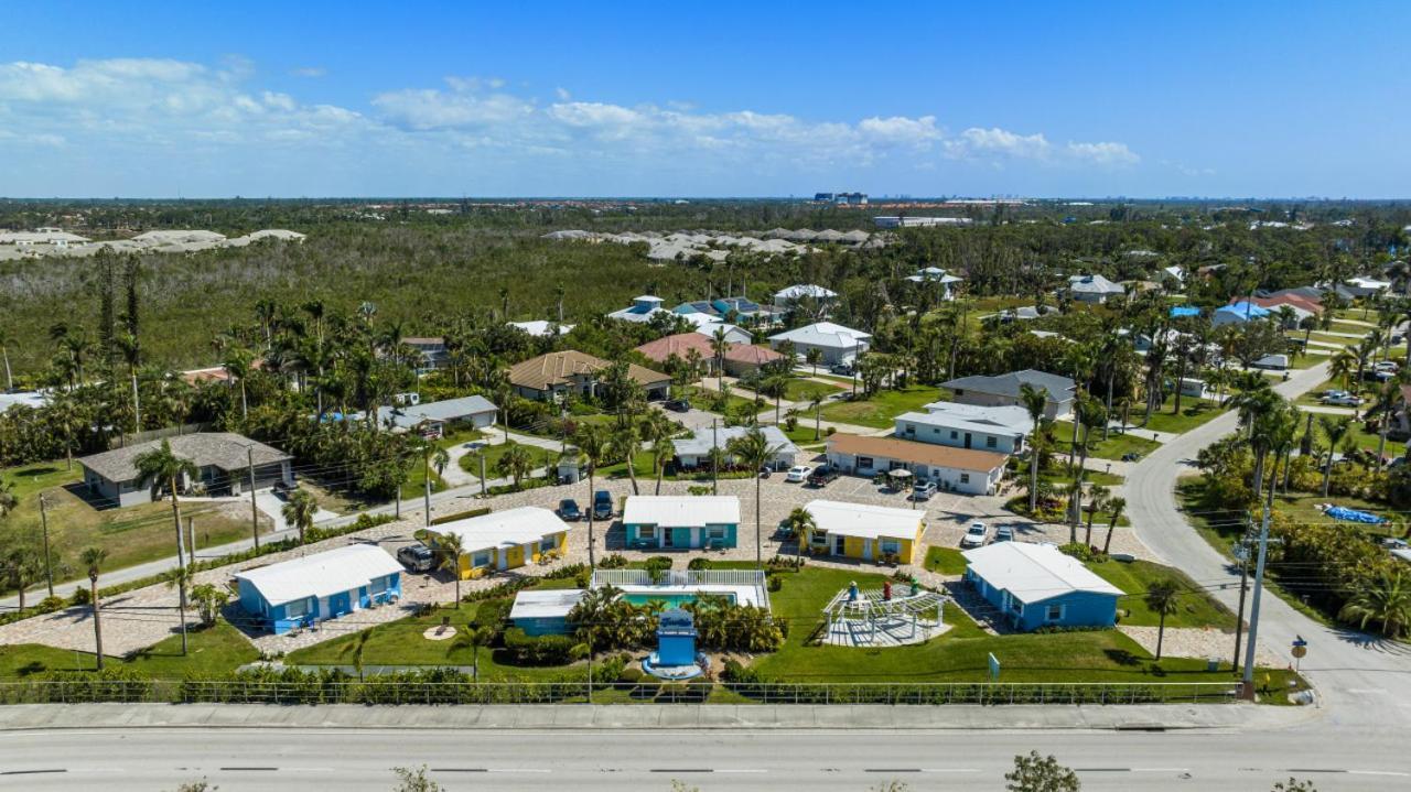 2 Bed Cottage With Pool, Close To Beach! Bbq Grills & Patio Fort Myers Esterno foto