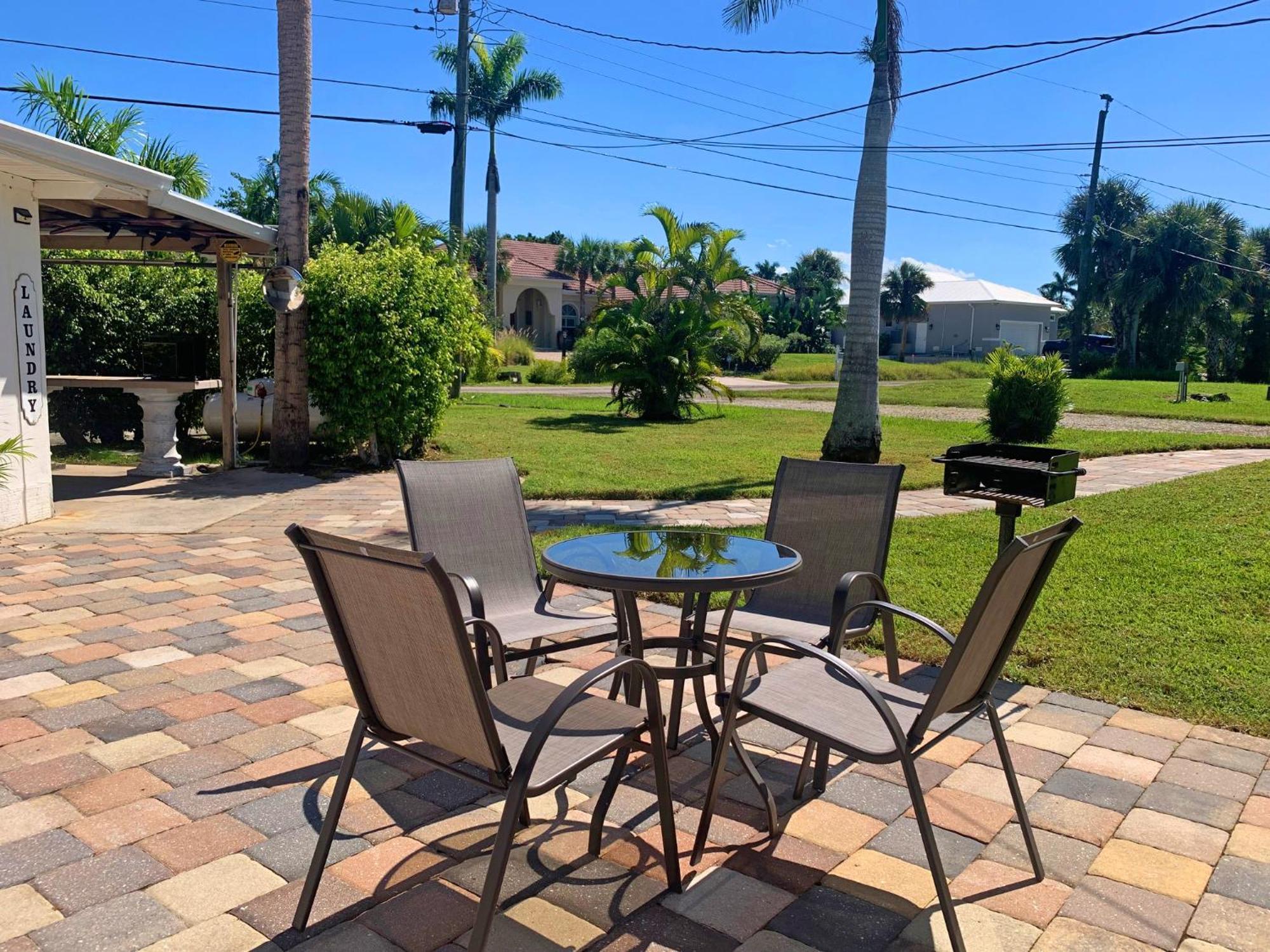 2 Bed Cottage With Pool, Close To Beach! Bbq Grills & Patio Fort Myers Esterno foto