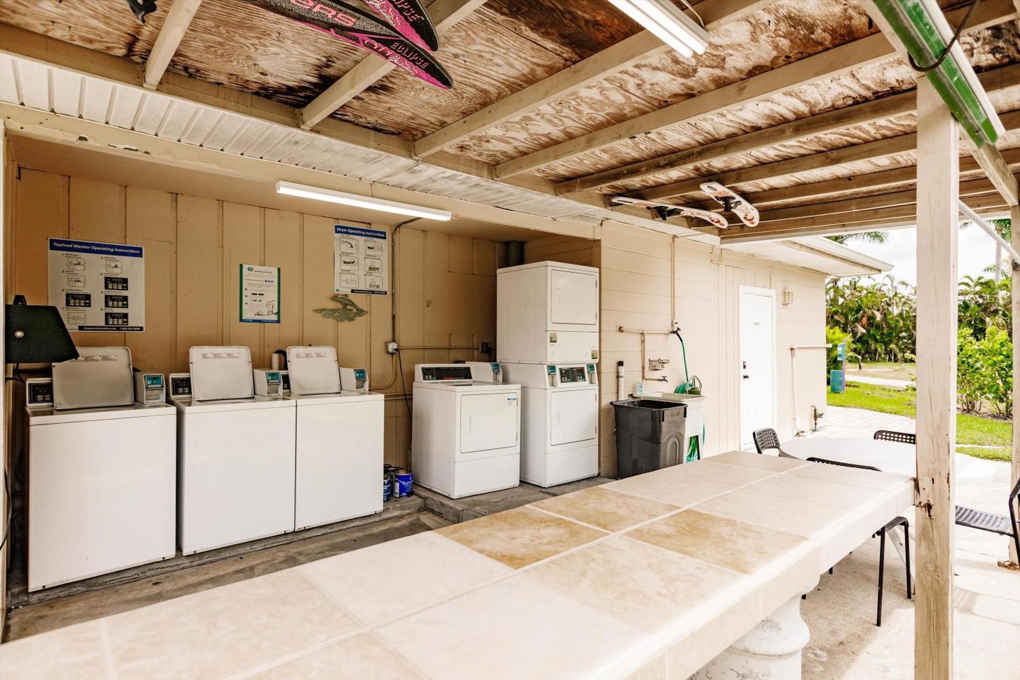 2 Bed Cottage With Pool, Close To Beach! Bbq Grills & Patio Fort Myers Esterno foto