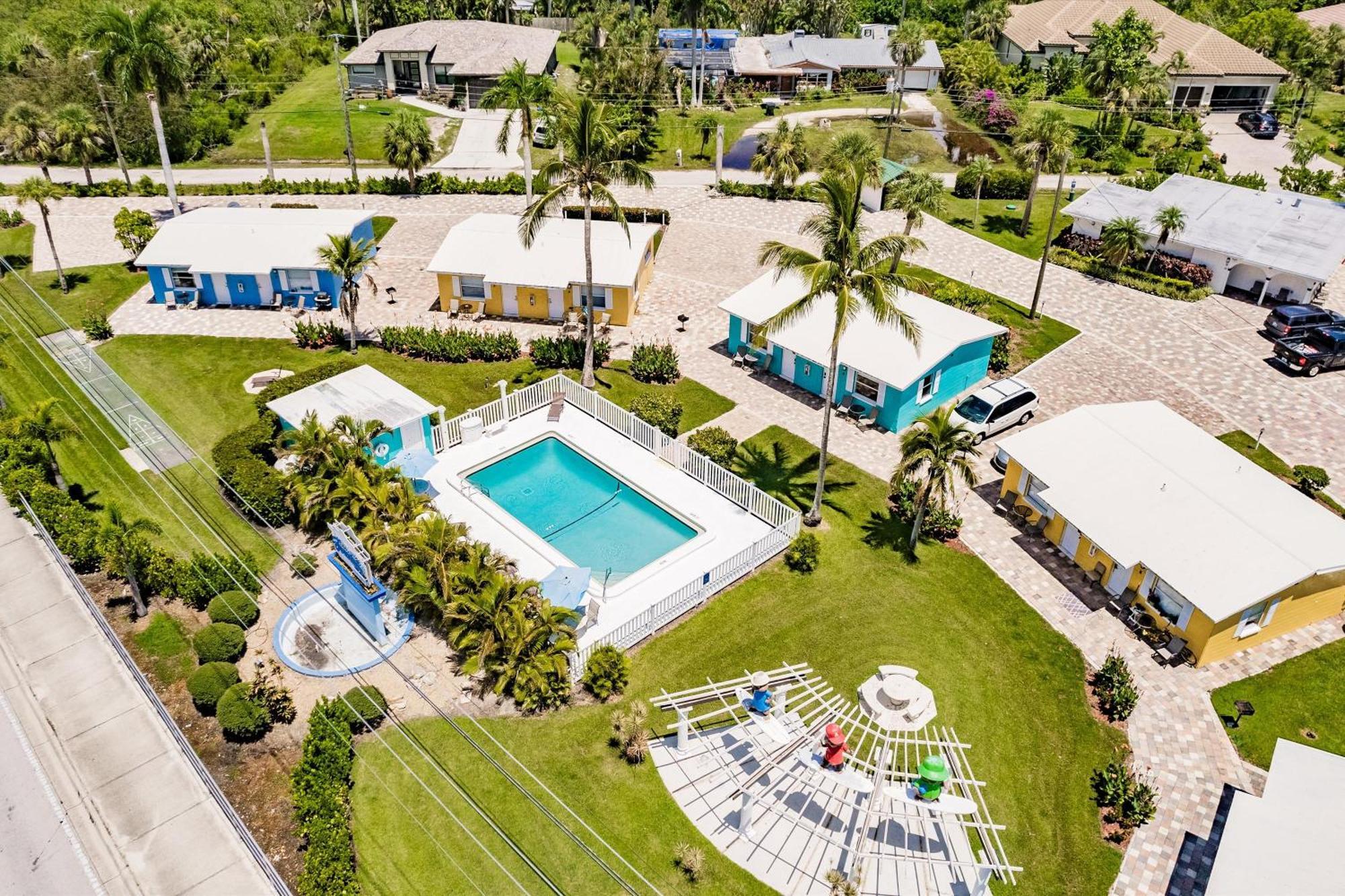 2 Bed Cottage With Pool, Close To Beach! Bbq Grills & Patio Fort Myers Esterno foto