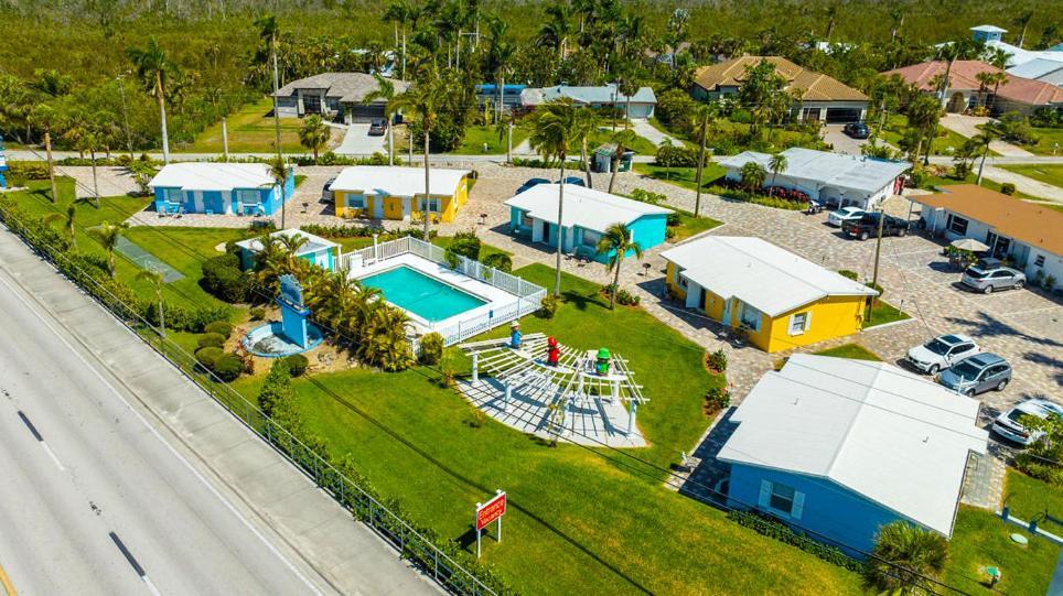 2 Bed Cottage With Pool, Close To Beach! Bbq Grills & Patio Fort Myers Esterno foto