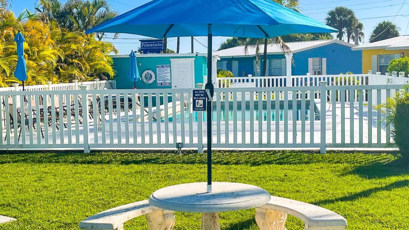 2 Bed Cottage With Pool, Close To Beach! Bbq Grills & Patio Fort Myers Esterno foto